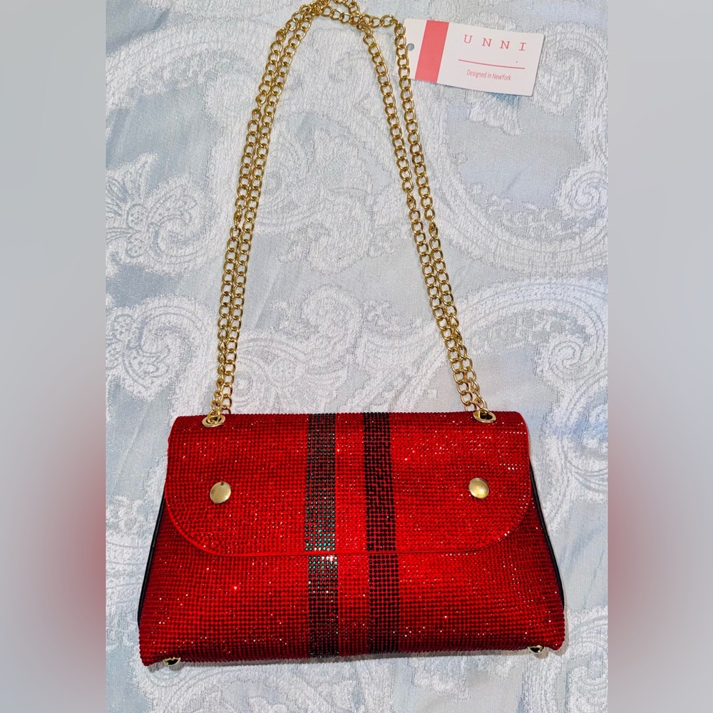 Red Beaded Shoulder Bag with Gold Chain - Picture 6 of 6